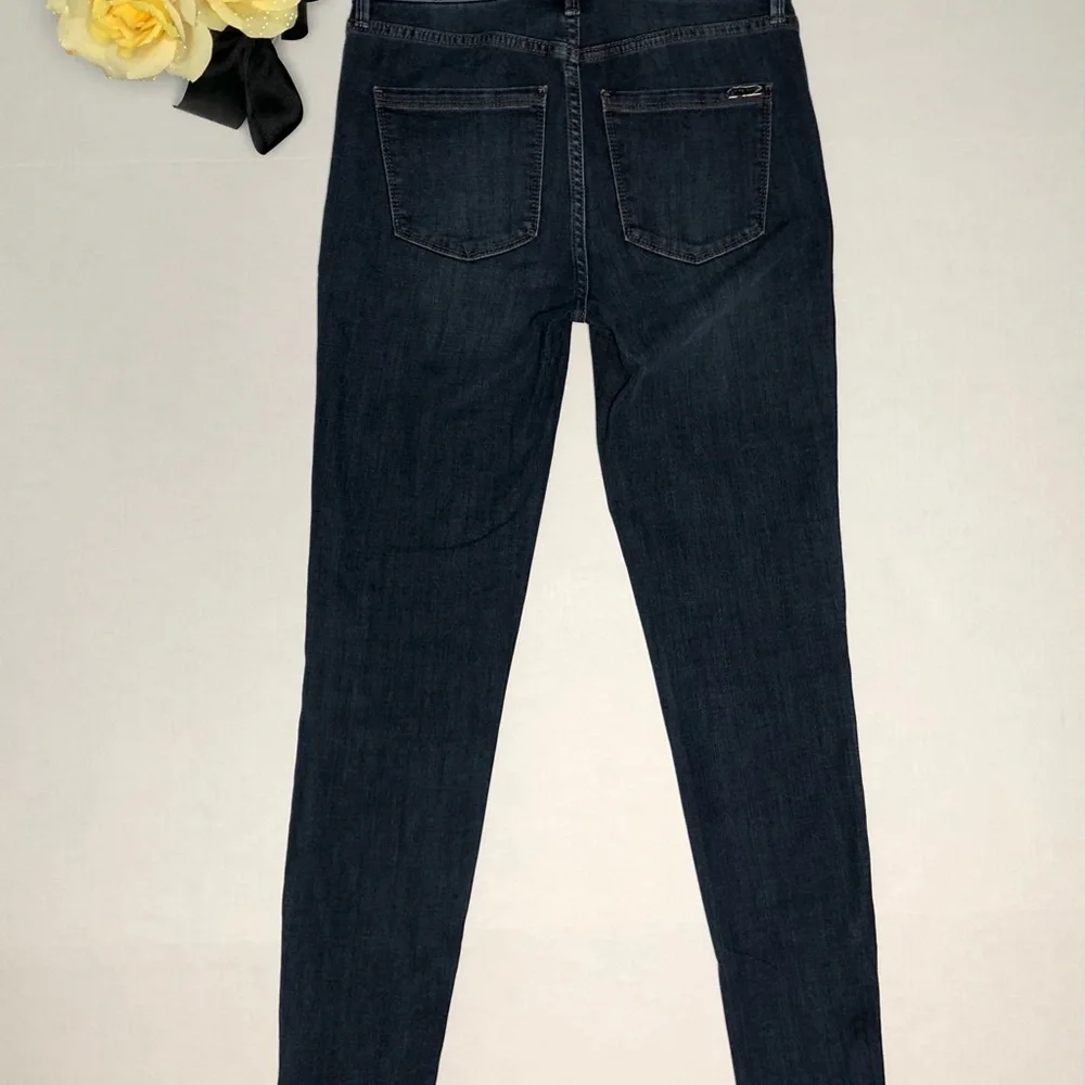 ⭐️NEW⭐️SPARKLES ✨White House Black Market (WHBM) The Skinny Ankle Blue Jeans - Picture 10 of 11